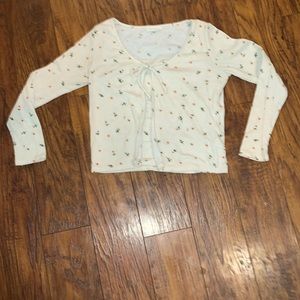 A tank top crop top with cover up size medium cream and green